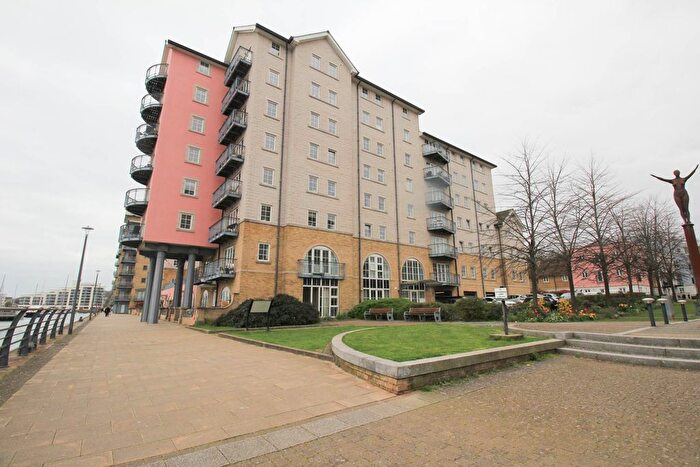 3 Bedroom Flat To Rent In Centre Quay Lower, Portishead, BS20