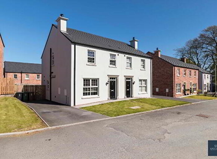 3 Bedroom Semi-Detached House For Sale In Dicksons Wood, Craigavon, BT65