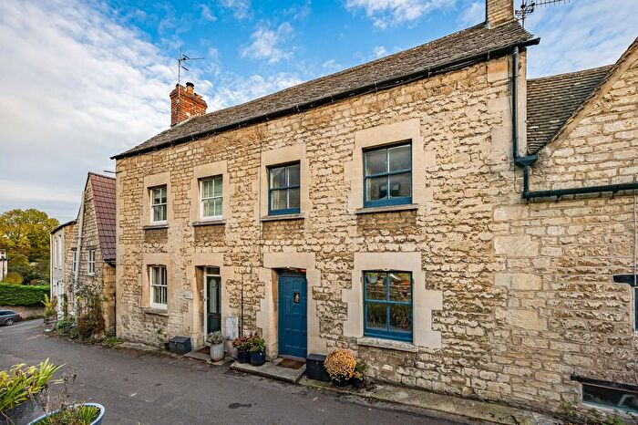 3 Bedroom Terraced House For Sale In High Street, South Woodchester, Stroud, Gloucestershire, GL5