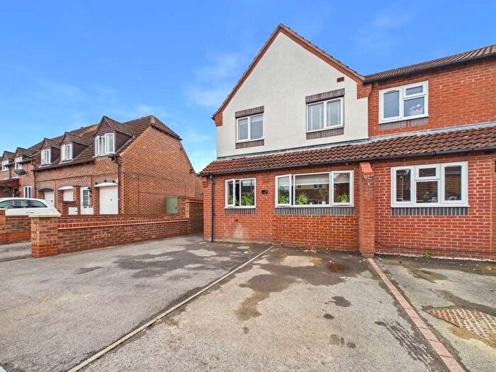 3 Bedroom Semi Detached House For Sale In Aspen Drive, Quedgeley, Gloucester, Gloucestershire, GL2