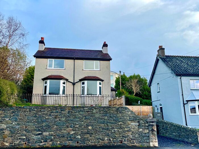 3 Bedroom Terraced House To Rent In Llanrwst Road, Glan Conwy, LL28
