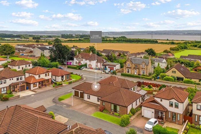 5 Bedroom Detached Bungalow For Sale In Burn Brae Park, Kincardine, FK10