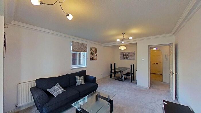 2 Bedroom Flat To Rent In Roseburn Maltings, Edinburgh, EH12