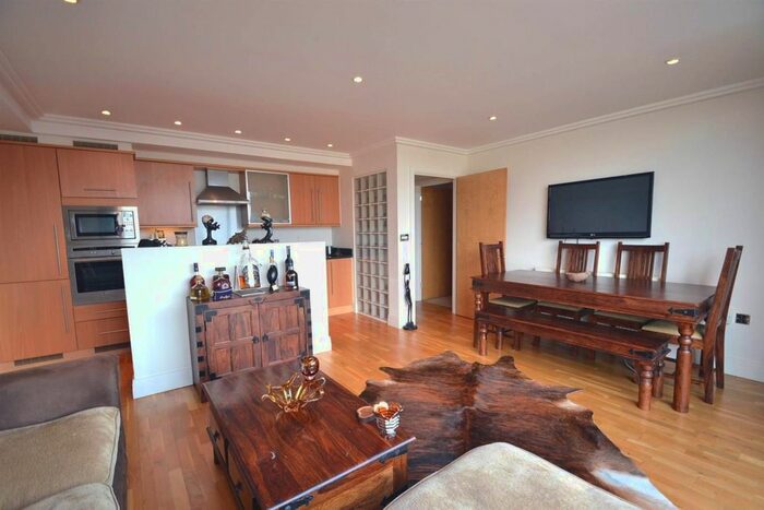 1 Bedroom Flat To Rent In Point Wharf Lane, Brentford, TW8