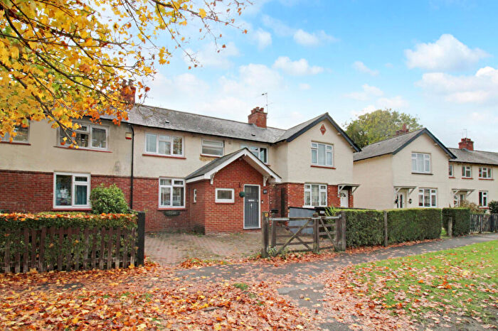 3 Bedroom Terraced House For Sale In Whyte Avenue, Aldershot, Hampshire, GU12