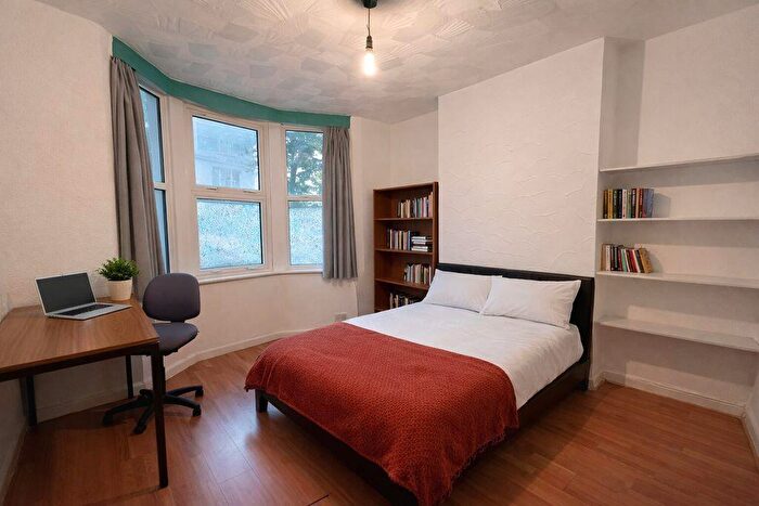 6 Bedroom Terraced House To Rent In Clyde Road, Brighton, BN1