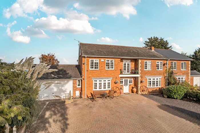 5 Bedroom Semi-Detached House For Sale In Ascot, Warfield, RG42