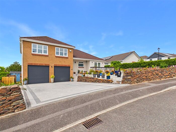 3 Bedroom Detached House For Sale In Scarletts Well Park, Bodmin, Cornwall, PL31