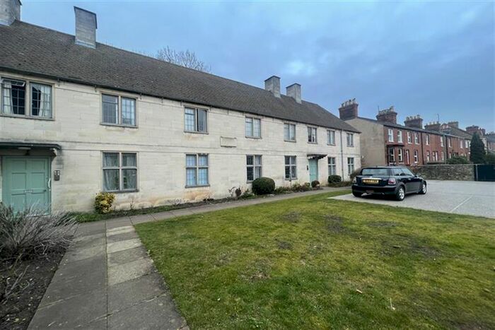 1 Bedroom Flat To Rent In St. Clements Street, Oxford, OX4