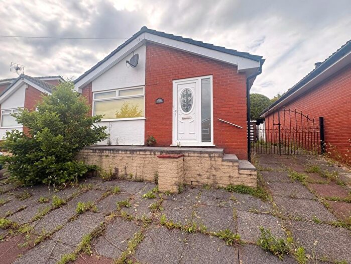 2 Bedroom Detached Bungalow For Sale In Coldstone Drive, St Helens, WN4
