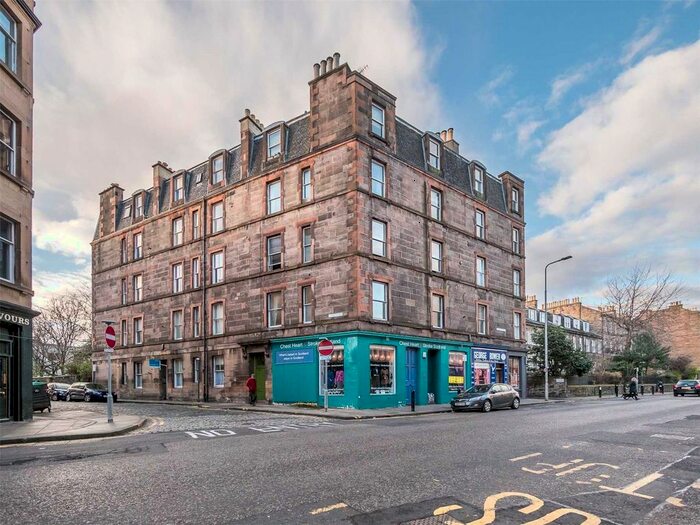 2 Bedroom Flat To Rent In Cheyne Street, Edinburgh, EH4
