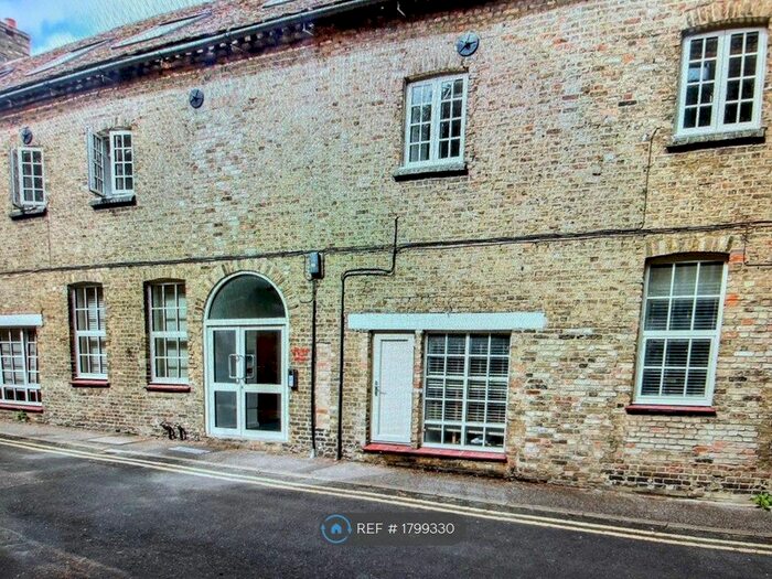 1 Bedroom Flat To Rent In Orchard House, Huntingdon, PE29