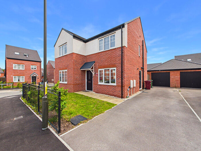 4 Bedroom Detached House To Rent In Tulip Avenue, Holmewood, S42