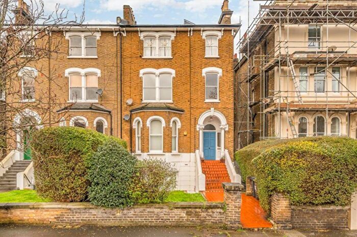 1 Bedroom Flat For Sale In Wickham Road, New Cross, SE4