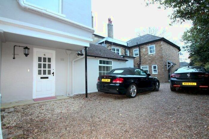 1 Bedroom Flat To Rent In Bromley Common, Bromley, BR2