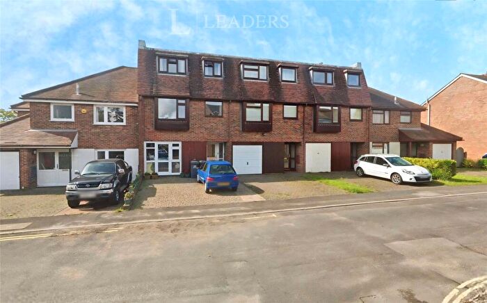4 Bedroom Terraced House For Sale In Church Path, Emsworth, Hampshire, PO10