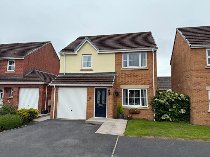 4 Bedroom Detached House For Sale In Cwrt Lando, Burry Port, SA16