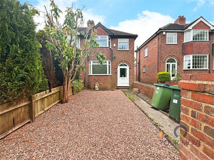 3 Bedroom Semi-Detached House To Rent In Freda Rise, Tividale, Oldbury, West Midlands, B69
