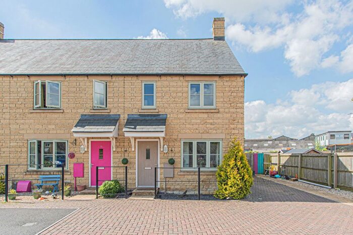 2 Bedroom End Of Terrace House For Sale In Trubshaw Close, Tetbury, GL8