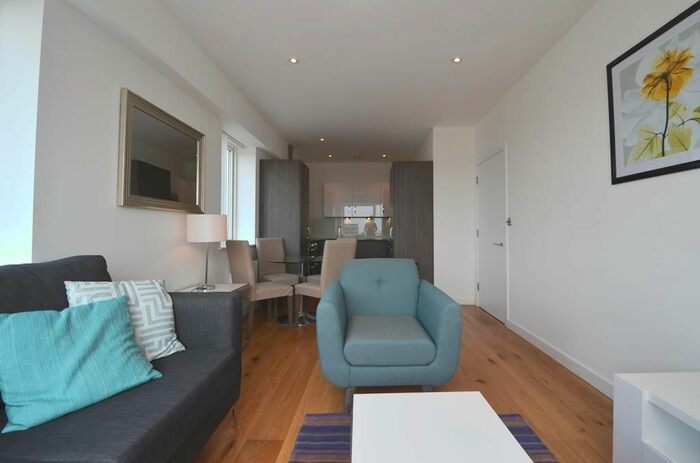 1 Bedroom Flat To Rent In Union House, Clayton Road, Hayes, UB3