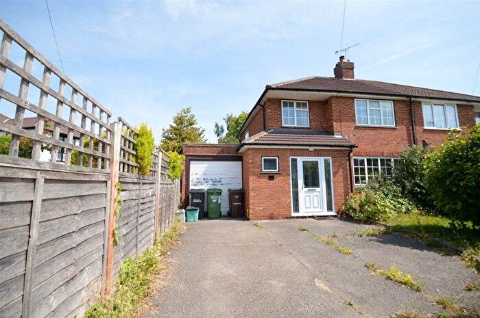3 Bedroom House To Rent In Stanmount Road, St Albans, Hertfordshire, AL2