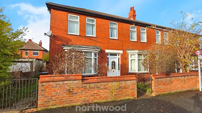 3 Bedroom Semi Detached House For Sale In Harrowden Road, Wheatley, Doncaster, DN2