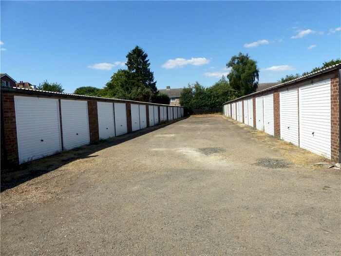 Property To Rent In Garage, , Goldington Road, MK40