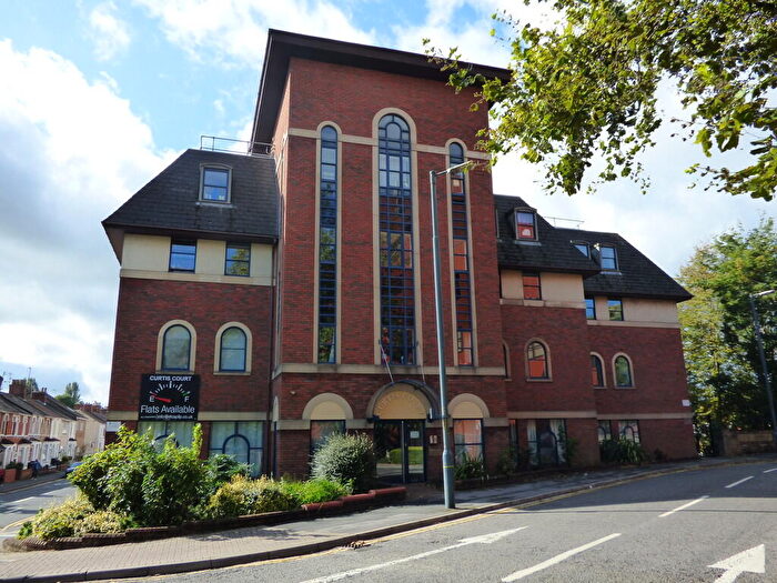 2 Bedroom Apartment To Rent In Curtis Street, Swindon, SN1