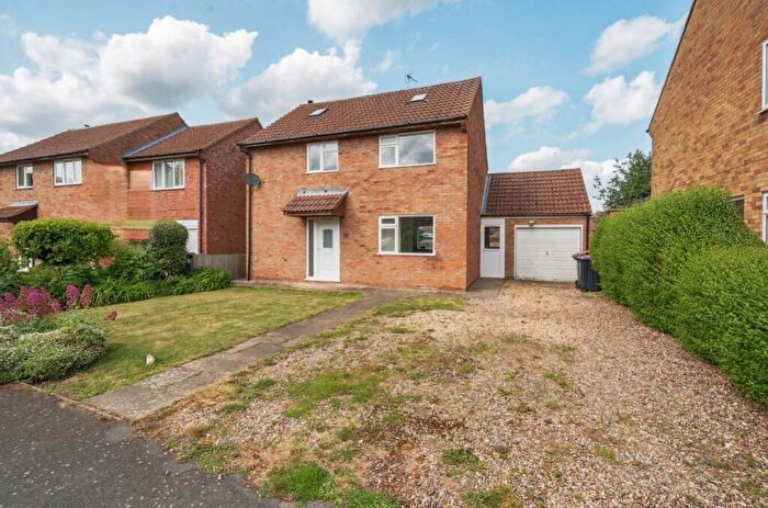 3 Bedroom Detached House For Sale In Waterloo Paddock, Leadenham, Lincoln, LN5