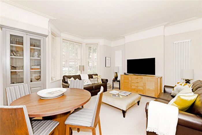 2 Bedroom Flat For Sale In Wymering Mansions, Wymering Road, W9