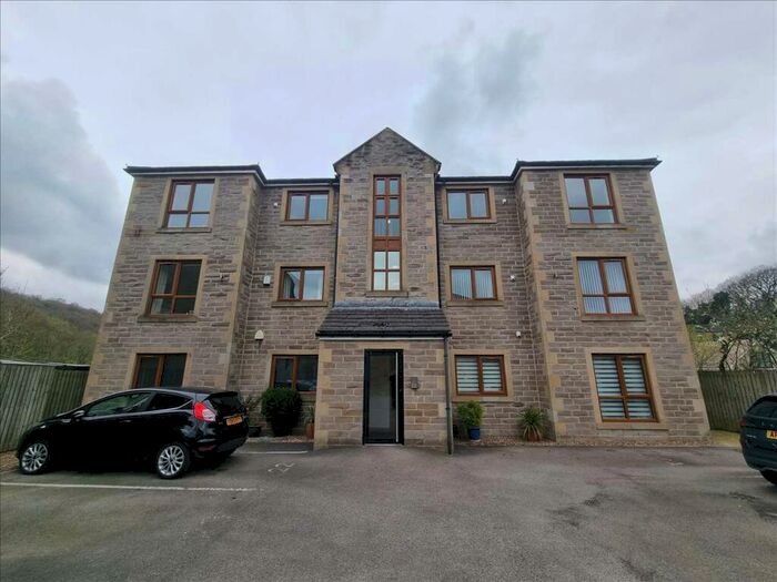 2 Bedroom Apartment To Rent In Victoria Mills, Holmfirth, HD9