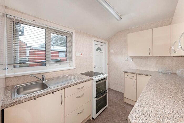 2 Bedroom Bungalow For Sale In Lockhaugh Road, Rowlands Gill, Tyne And Wear, NE39