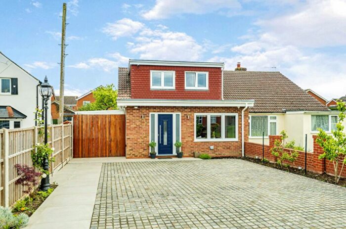5 Bedroom Bungalow For Sale In High Street, Cranfield, Bedford, MK43