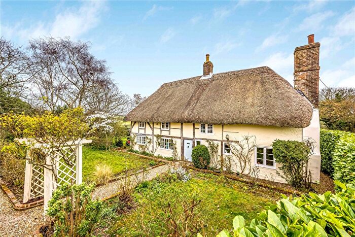 3 Bedroom Equestrian Property For Sale In Blendworth, Waterlooville, Hampshire, PO8