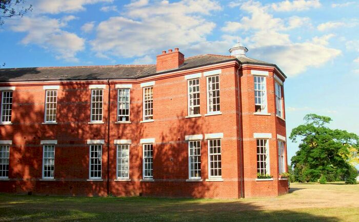 2 Bedroom Flat To Rent In Napsbury Park, St Albans, AL2