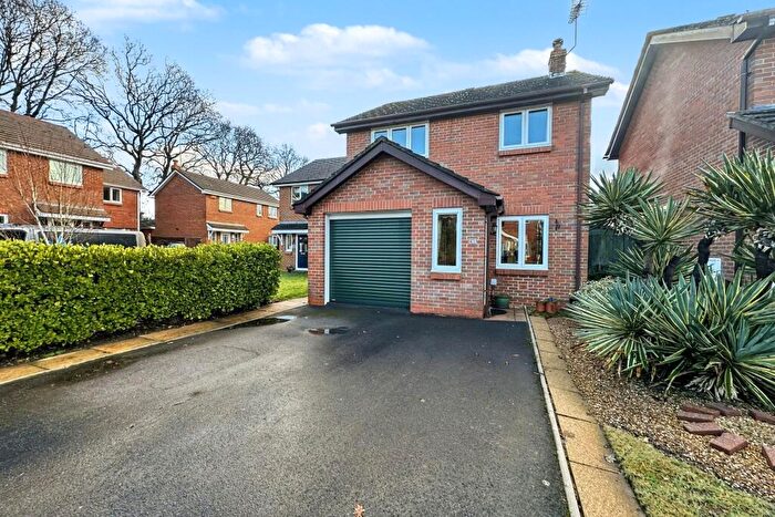 3 Bedroom Detached House For Sale In Verwood, BH31