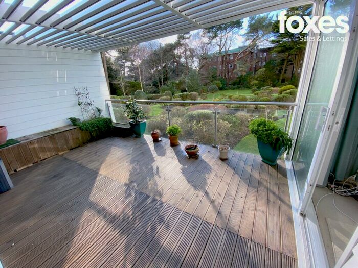 2 Bedroom Apartment To Rent In Admirals Walk, West Cliff Road, Bournemouth, Dorset, BH2