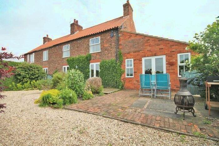 4 Bedroom Property To Rent In Yarborough Road, Keelby, DN41