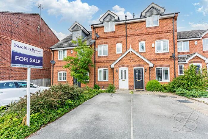 3 Bedroom Town House For Sale In Forest Avenue, Mansfield, NG18
