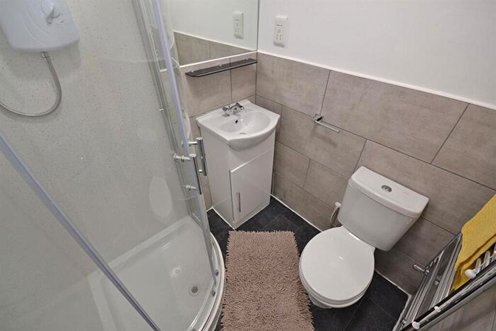 5 Bedroom House To Rent In Salisbury Street, Nottingham, NG9