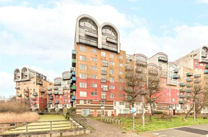 2 Bedroom Flat To Rent In Maurer Court, John Harrison Way, London, SE10