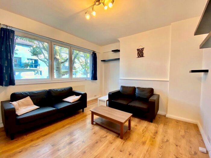 1 Bedroom Flat To Rent In Fort Road, Bermondsey, SE1
