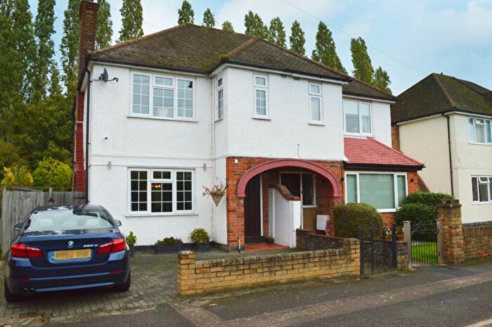 3 Bedroom Semi Detached House To Rent In Molesey Close, Hersham, KT12