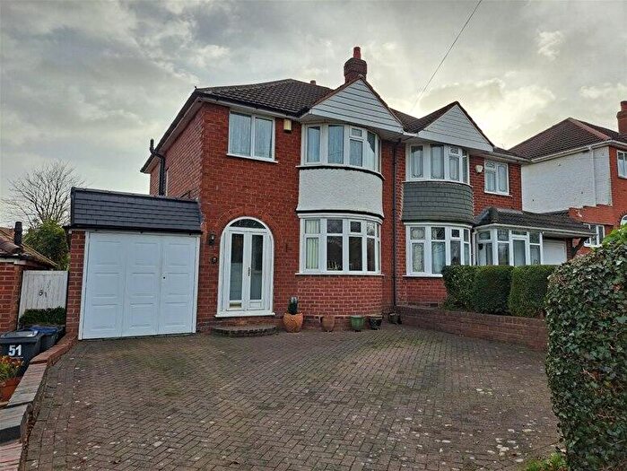 3 Bedroom Semi Detached House For Sale In Sutton Oak Road, Streetly, Sutton Coldfield, B73