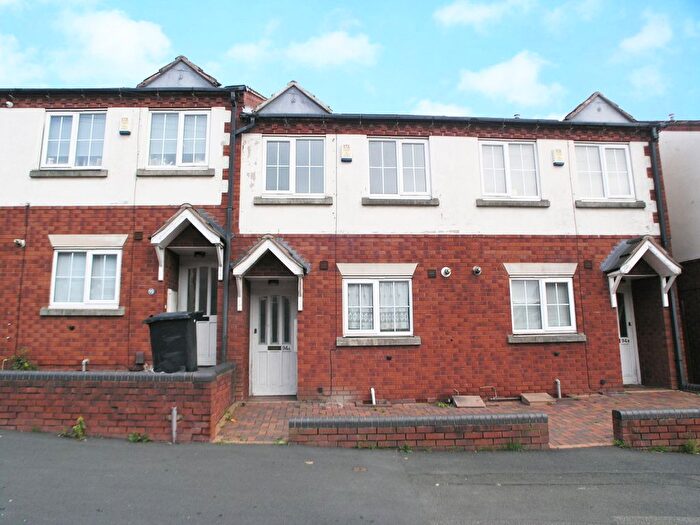 2 Bedroom Terraced House To Rent In High Street, Quarry Bank, Brierley Hill, West Midlands, DY5