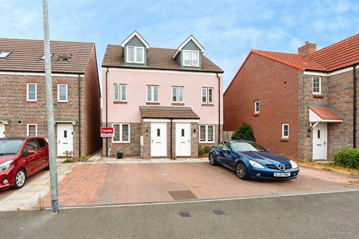 3 Bedroom Semi-Detached House For Sale In Goldenrod Road, Emersons Green, Bristol, BS16