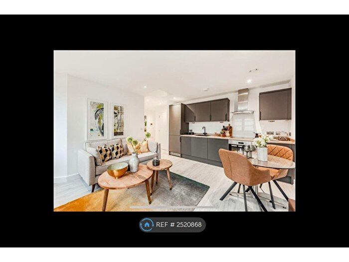 2 Bedroom Flat To Rent In Zurich House, Crawley, West Sussex, RH10