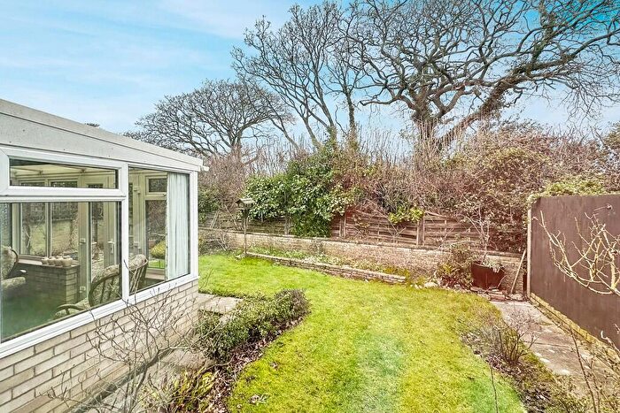 2 Bedroom Bungalow For Sale In Beacon Close, Everton, Lymington, Hampshire, SO41