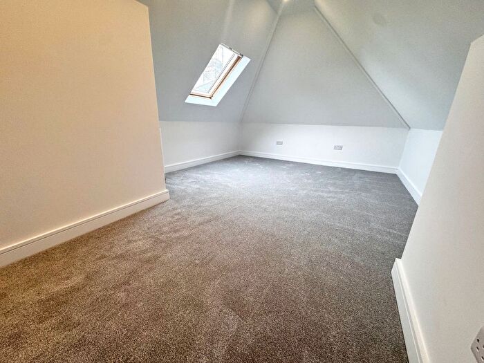 2 Bedroom Flat To Rent In Carlton Road, Bournemouth, BH1