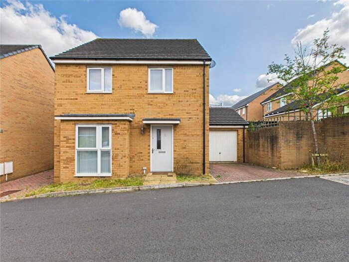 4 Bedroom Detached House To Rent In Primrose Road, Emersons Green, Bristol, South Gloucestershire, BS16